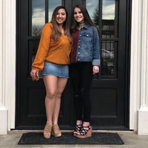 Meet your Posher, Elizabeth